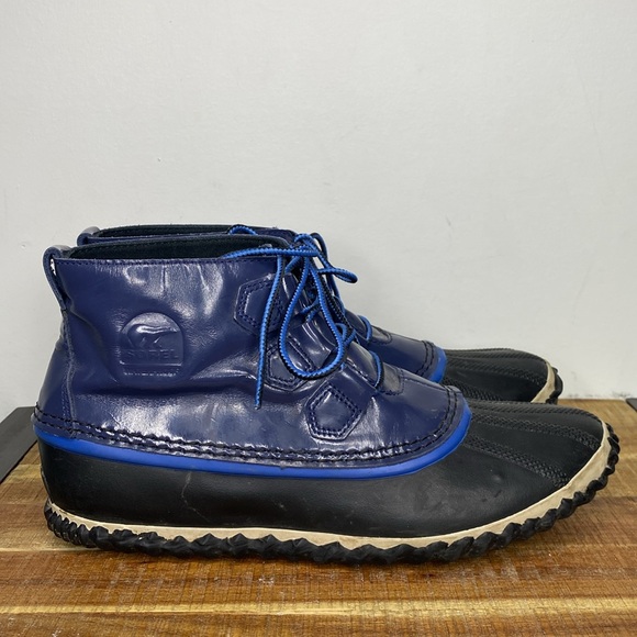 Sorel Shoes - Sorel Out N About Nocturnal Blue Ankle Boots: Size 9.5